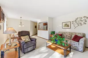 1581 Wheelock Ln, Saint Paul, MN 55117 - Photo 15