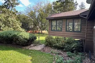 15017 Stevens Ave, Burnsville, MN 55306 - Photo 5