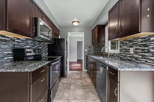 5918 Admiral Ln N, Brooklyn Center, MN 55429 - Photo 19