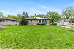 5918 Admiral Ln N, Brooklyn Center, MN 55429 - Photo 7