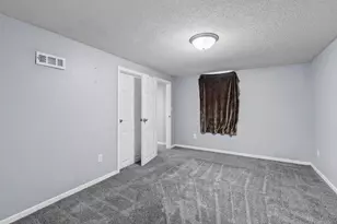 5918 Admiral Ln N, Brooklyn Center, MN 55429 - Photo 39