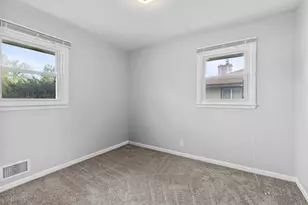 5918 Admiral Ln N, Brooklyn Center, MN 55429 - Photo 25