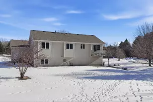 602 Summerfield Cir, Hudson, WI 54016 - Photo 31