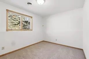 602 Summerfield Cir, Hudson, WI 54016 - Photo 25