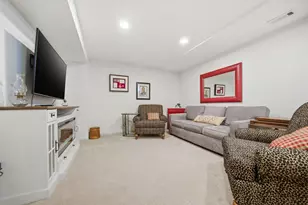 2648 Mackubin St, Roseville, MN 55113 - Photo 37