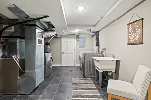 1855 Birmingham St, Maplewood, MN 55109 - Photo 25