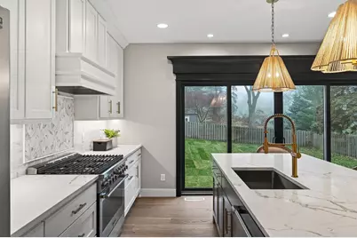 5319 Glenwood Avenue, Golden Valley, MN 55422 - Photo 15