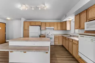 2155 6th Ln SE, Cambridge, MN 55008 - Photo 19