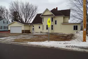 515 E Prospect St, Durand, WI 54736 - Photo 1