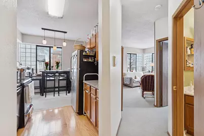 718 Portland Avenue #I, Saint Paul, MN 55104 - Photo 7