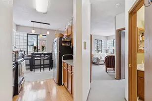 718 Portland Ave, Saint Paul, MN 55104 - Photo 7