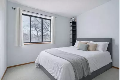 718 Portland Avenue #I, Saint Paul, MN 55104 - Photo 9