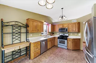 505 5th Ave Ct SW, Isanti, MN 55040 - Photo 5