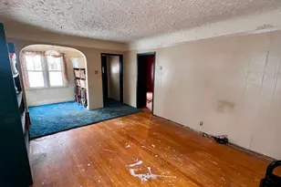 2406 4th Ave E, Hibbing, MN 55746 - Photo 3