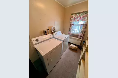 2406 4th Avenue E, Hibbing, MN 55746 - Photo 11