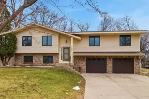 5685 Wedgewood Dr, Excelsior, MN 55331 - Photo 41