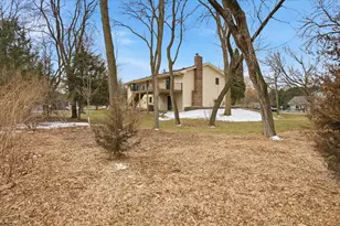 5685 Wedgewood Dr, Excelsior, MN 55331 - Photo 39