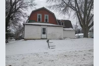 1023 South Street, Jackson, MN 56143 - Photo 1