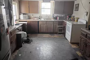 1023 South St, Jackson, MN 56143 - Photo 7