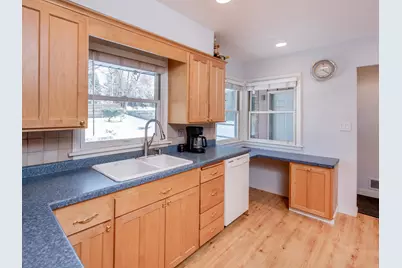 1072 Delaware Avenue, West Saint Paul, MN 55118 - Photo 11