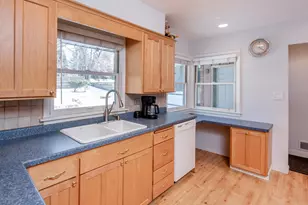 1072 Delaware Ave, West Saint Paul, MN 55118 - Photo 11