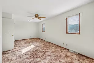 818 Hawthorn St, Red Wing, MN 55066 - Photo 13