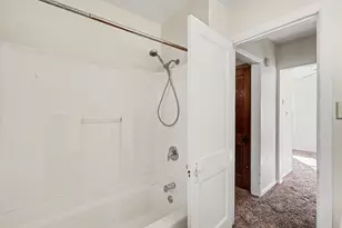 818 Hawthorn St, Red Wing, MN 55066 - Photo 11