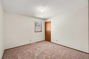818 Hawthorn St, Red Wing, MN 55066 - Photo 19