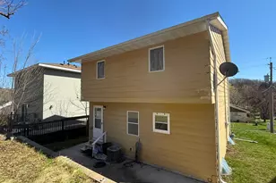 818 Hawthorn St, Red Wing, MN 55066 - Photo 33