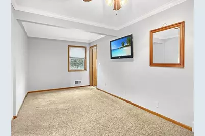 901 Redwood Drive, Fairmont, MN 56031 - Photo 15