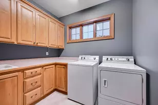 8830 Wedgemere Dr, Victoria, MN 55386 - Photo 25