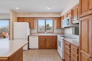 11441 Galtier Dr, Burnsville, MN 55337 - Photo 15