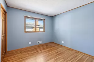 11441 Galtier Dr, Burnsville, MN 55337 - Photo 27