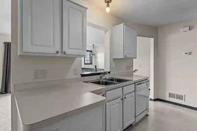 2708 Brockman Court, Northfield, MN 55057 - Photo 7