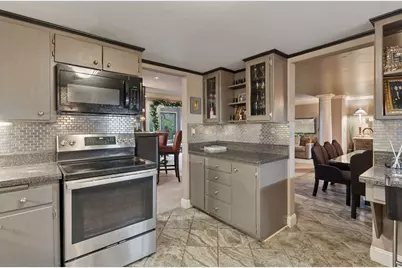 3076 Lexington Avenue N #A6, Roseville, MN 55113 - Photo 11