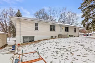 5045/5047 Sunnyside Rd, Mounds View, MN 55112 - Photo 33