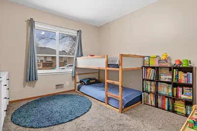 5045/5047 Sunnyside Road, Mounds View, MN 55112 - Photo 9