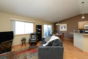 5265 50th Ave S, Fargo, ND 58104 - Photo 7