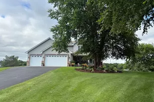 15037 Staples St NE, Ham Lake, MN 55304 - Photo 5