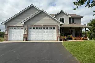 15037 Staples St NE, Ham Lake, MN 55304 - Photo 5