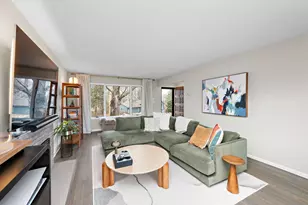 5249 W 95th St, Bloomington, MN 55437 - Photo 9