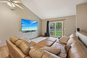 722 Independence Dr, Big Lake, MN 55309 - Photo 7