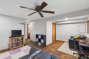 1302 Crestridge Ln N, Eagan, MN 55123 - Photo 37