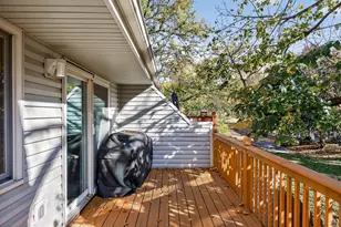 1302 Crestridge Ln N, Eagan, MN 55123 - Photo 57