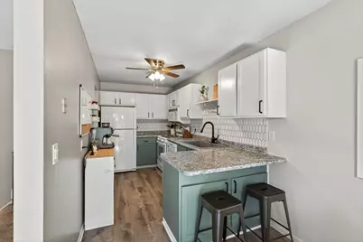 1302 Crestridge Lane N, Eagan, MN 55123 - Photo 11