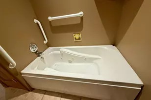 101 E Hawthorne St, Albert Lea, MN 56007 - Photo 17