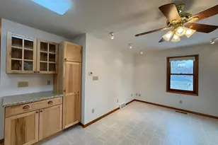 101 E Hawthorne St, Albert Lea, MN 56007 - Photo 11