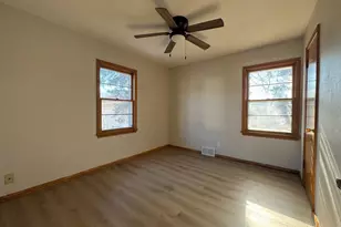 2072 Mohawk Ave, Saint Paul, MN 55119 - Photo 7