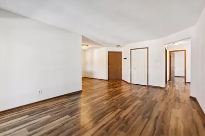 10905 S Rhode Island Avenue S, Bloomington, MN 55438 - Photo 9