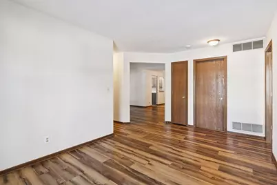 10905 S Rhode Island Avenue S, Bloomington, MN 55438 - Photo 25